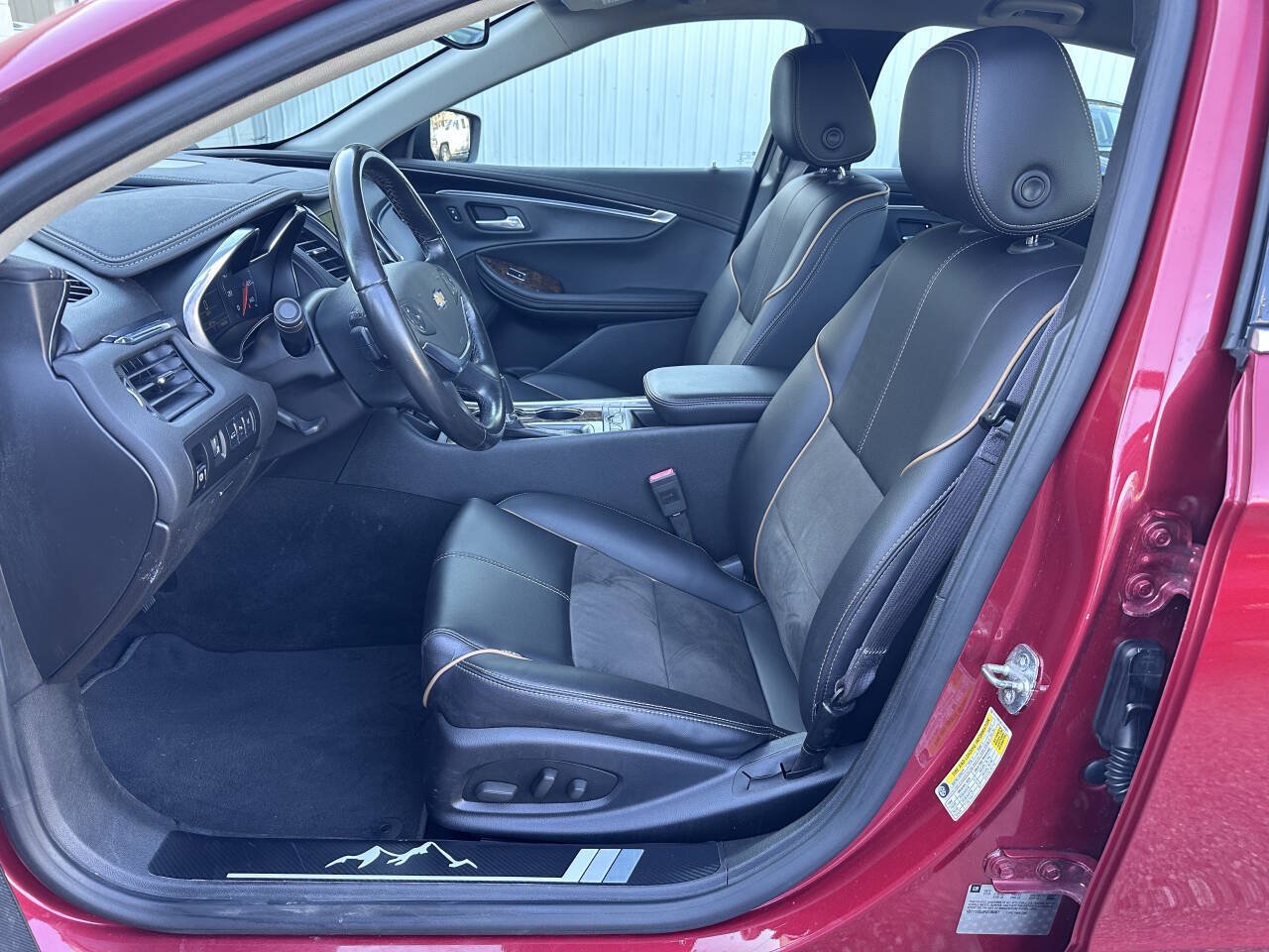 Used 2015 Chevrolet Impala LT w/ Convenience Package FWD image 14