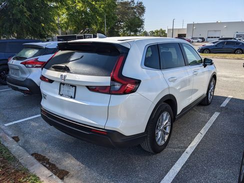 Used 2023 Honda CR-V EX image 8