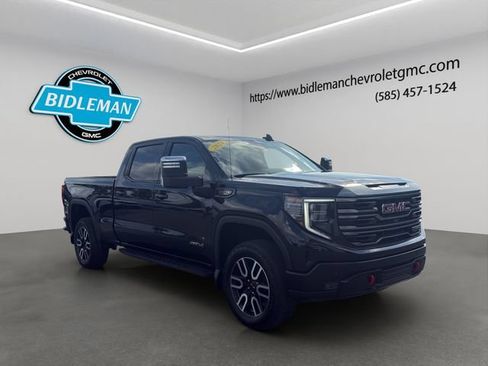Used 2024 GMC Sierra 1500 AT4 w/ Technology Package AWD/4WD image 1