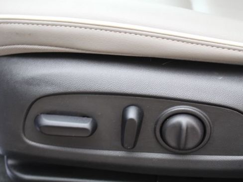 Used 2024 Buick Envista Avenir image 15