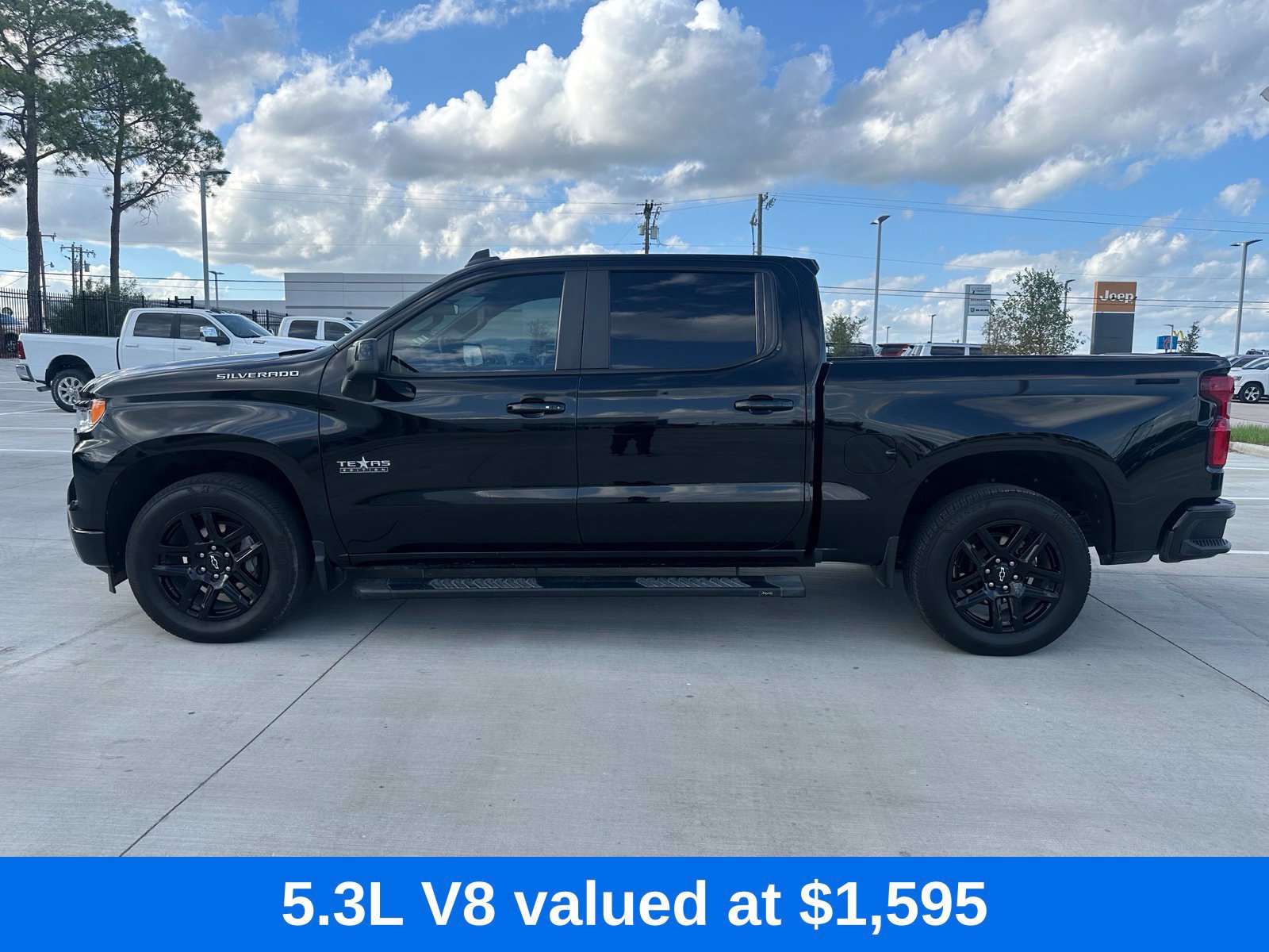 Used 2023 Chevrolet Silverado 1500 RST w/ Texas Edition Plus RWD image 2