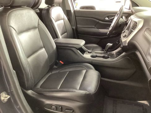 Used 2019 GMC Acadia SLT AWD/4WD image 18
