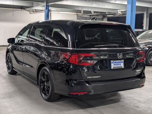 Used 2023 Honda Odyssey Sport image 8