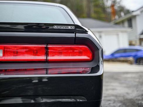 Used 2010 Dodge Challenger R/T w/ Mopar 10 Pkg image 57