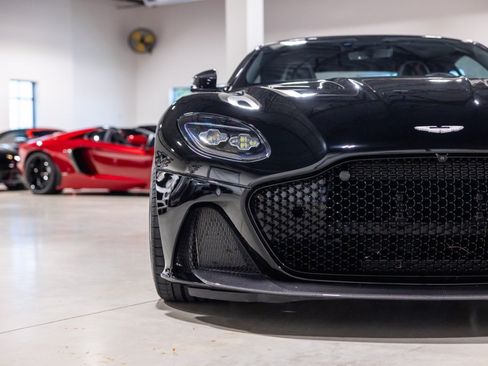 Used 2022 Aston Martin DBS Superleggera RWD image 25