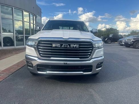 Used 2025 RAM 1500 Laramie AWD/4WD image 2