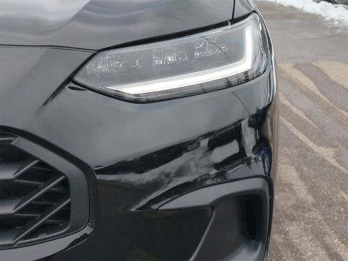 Used 2023 Honda HR-V LX image 12