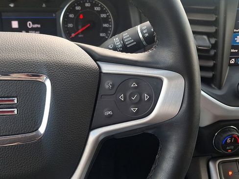 Used 2023 GMC Acadia SLT w/ Preferred Package AWD/4WD image 22