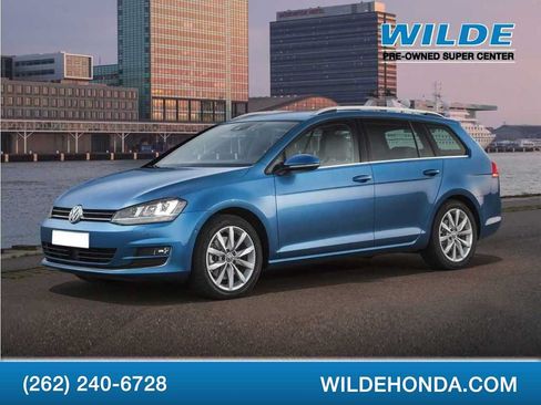 Used 2016 Volkswagen Golf Limited Edition FWD image 1