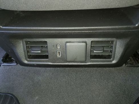 Used 2023 GMC Sierra 1500 SLE image 11