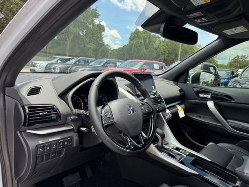 New 2025 Mitsubishi Eclipse Cross SEL image 28