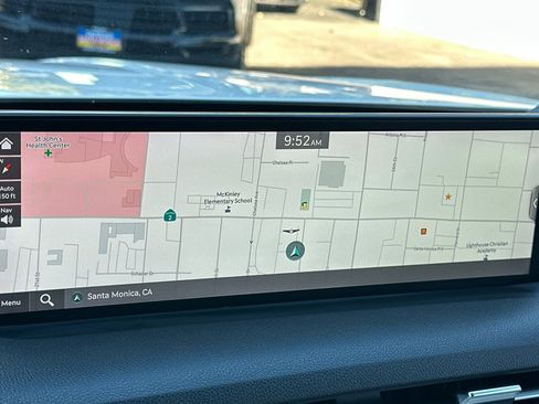 Used 2023 Genesis GV70 2.5T w/ Advanced Package image 20