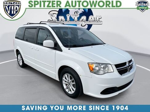 Used 2014 Dodge Grand Caravan SXT image 1