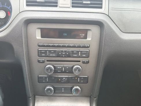 Used 2010 Ford Mustang Premium image 23