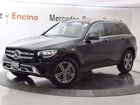 Certified 2022 Mercedes-Benz GLC 300 image 2