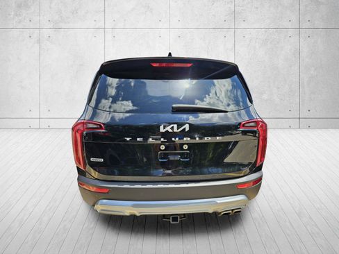 Used 2022 Kia Telluride S AWD/4WD image 10