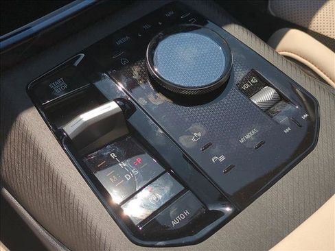 Used 2026 BMW X3 xDrive30 w/ Premium Package image 12