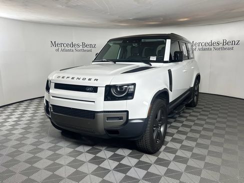 Used 2026 Land Rover Defender 110 S AWD/4WD image 3