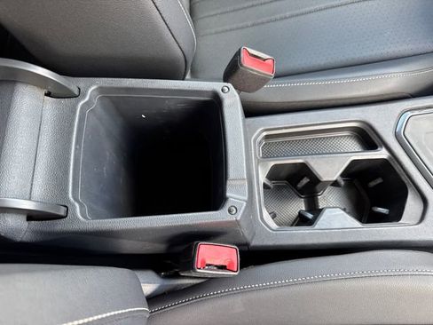 Used 2023 Volkswagen Tiguan SE image 20