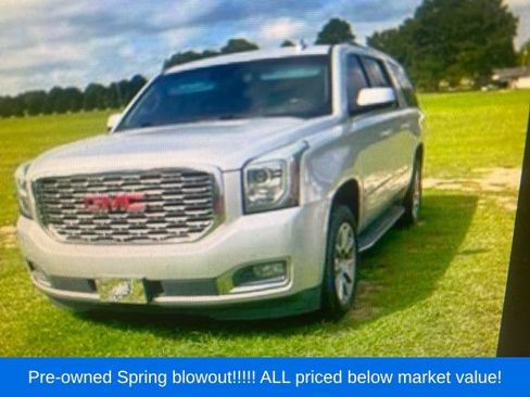 Used 2018 GMC Yukon XL Denali RWD image 3