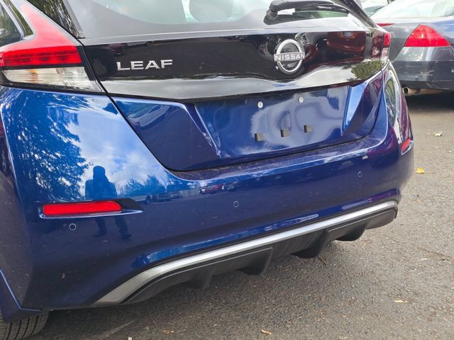 Used 2025 Nissan Leaf S FWD image 9