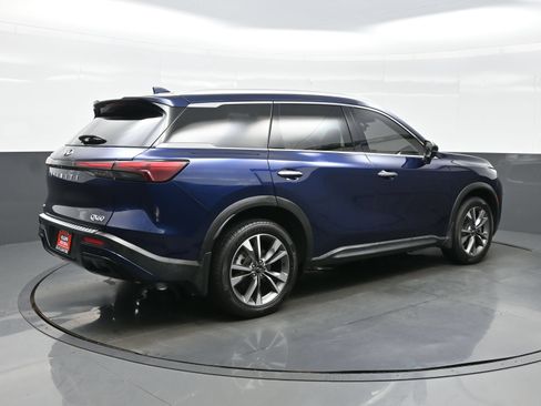 Used 2023 INFINITI QX60 Luxe w/ Cargo Package AWD/4WD image 6
