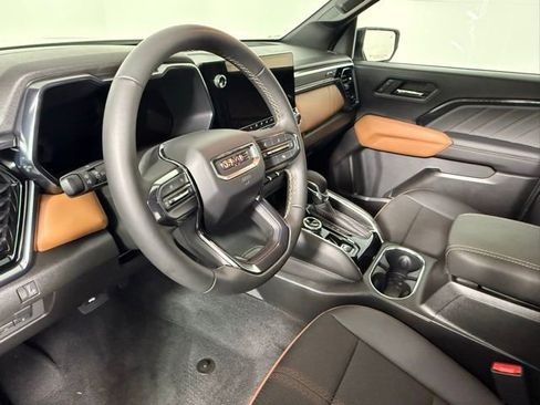 Used 2026 GMC Canyon AT4 image 38