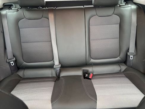 Used 2025 Chevrolet Trax LT image 34