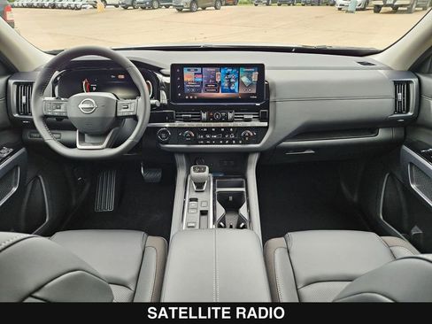 New 2026 Nissan Pathfinder SL image 20