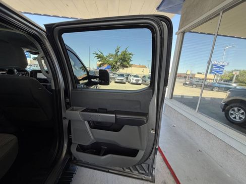 Used 2022 Ford F150 XLT w/ Trailer Tow Package AWD/4WD image 16