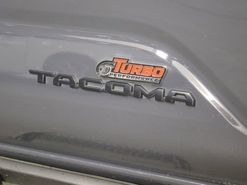 Used 2025 Toyota Tacoma Limited image 42