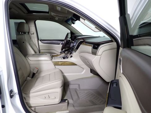 Used 2017 GMC Yukon Denali w/ Open Road Package image 39