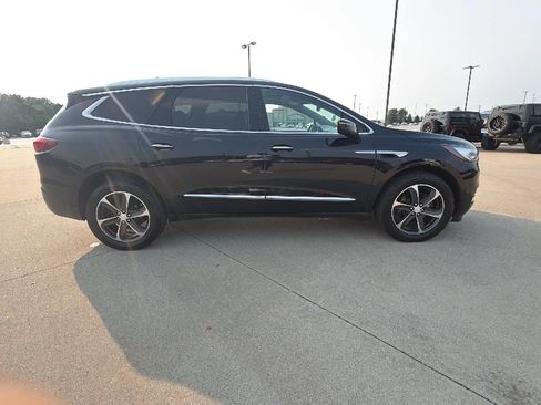 Used 2018 Buick Enclave Premium w/ Trailering Package AWD/4WD image 15
