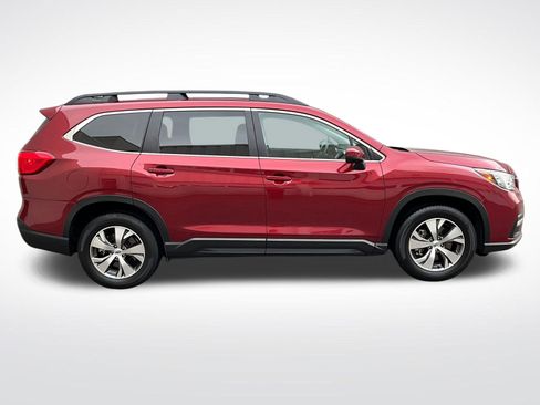 Certified 2022 Subaru Ascent Premium w/ Convenience Package image 7