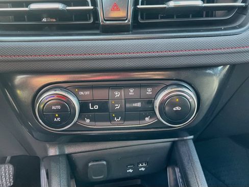Used 2025 Chevrolet TrailBlazer RS w/ Convenience Package AWD/4WD image 15