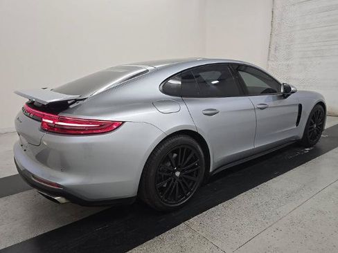Used 2019 Porsche Panamera RWD image 10