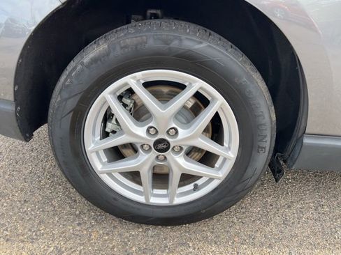 Used 2023 Ford Edge SEL image 23