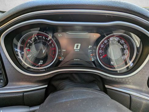 Used 2017 Dodge Challenger R/T Scat Pack w/ Leather Interior Group image 12