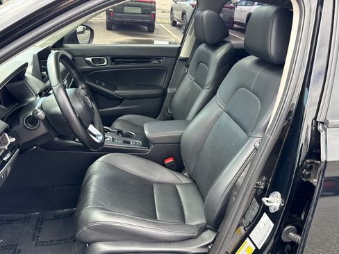 Used 2024 Honda Civic EX-L image 9