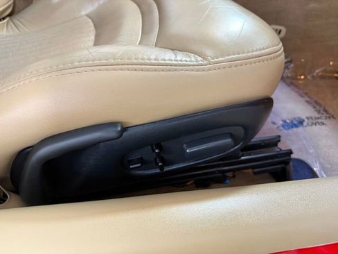 Used 2000 Chevrolet Corvette Base w/ Roof Pkg image 21