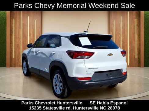 Certified 2024 Chevrolet TrailBlazer LS w/ LS Convenience Package FWD image 28