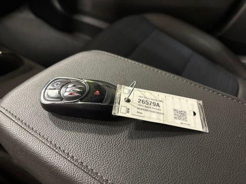 Used 2025 Buick Envista Preferred FWD image 29