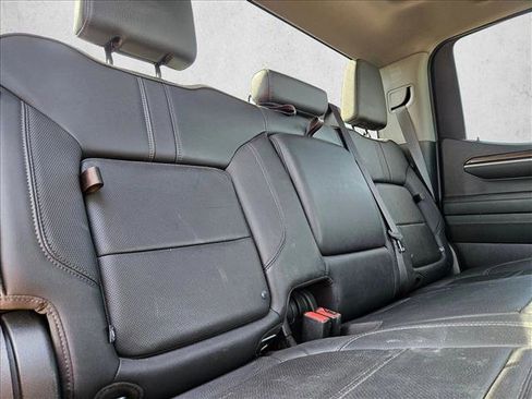 Used 2023 Chevrolet Silverado 1500 RST AWD/4WD image 17