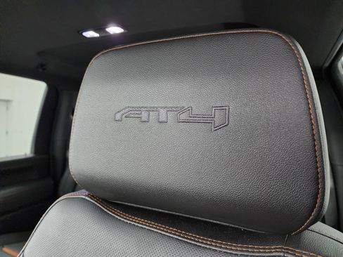 Used 2023 GMC Sierra 2500 AT4 w/ Gooseneck/5TH Wheel Package image 47