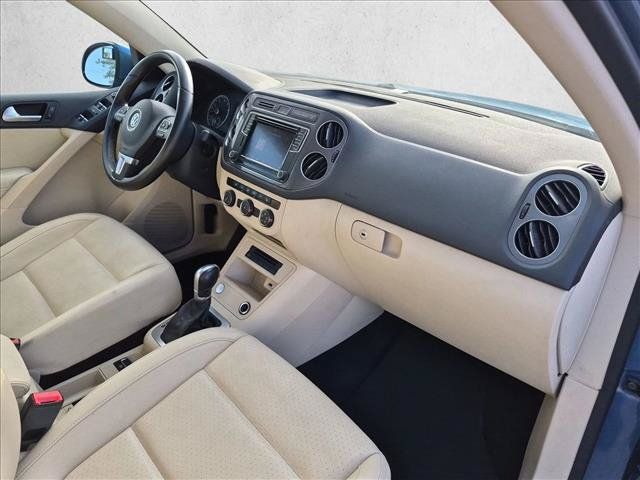 Used 2017 Volkswagen Tiguan Wolfsburg Edition FWD image 20