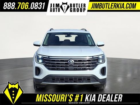 Used 2024 Volkswagen Atlas SE image 30