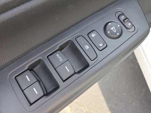 Certified 2025 Honda CR-V LX image 25