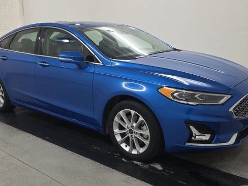 Used 2020 Ford Fusion Energi Titanium FWD image 1