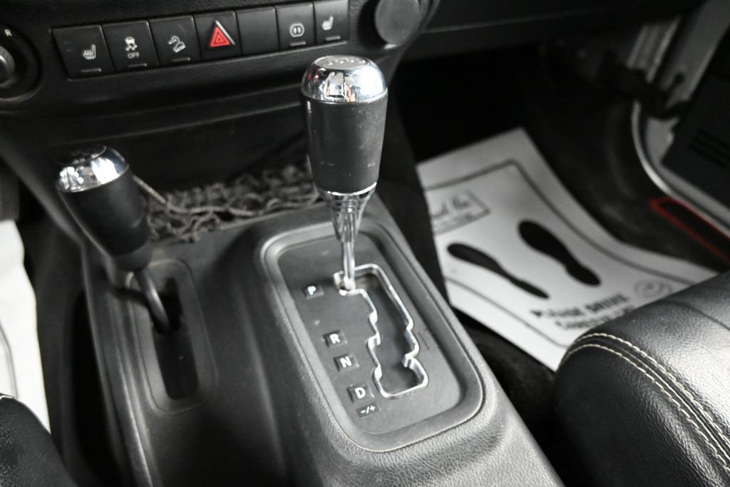Used 2012 Jeep Wrangler Unlimited Rubicon AWD/4WD image 21