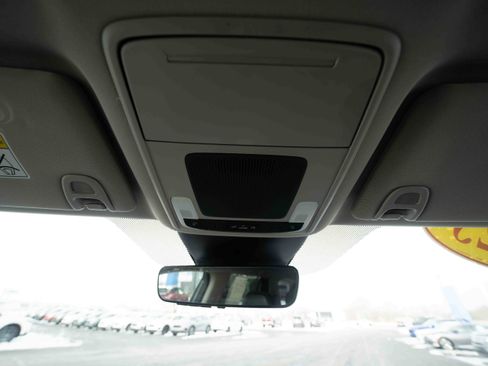 Used 2023 Honda Pilot EX-L image 18